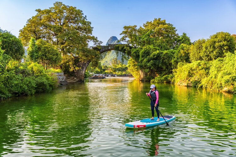 Stand Up Paddling in Yangshuo